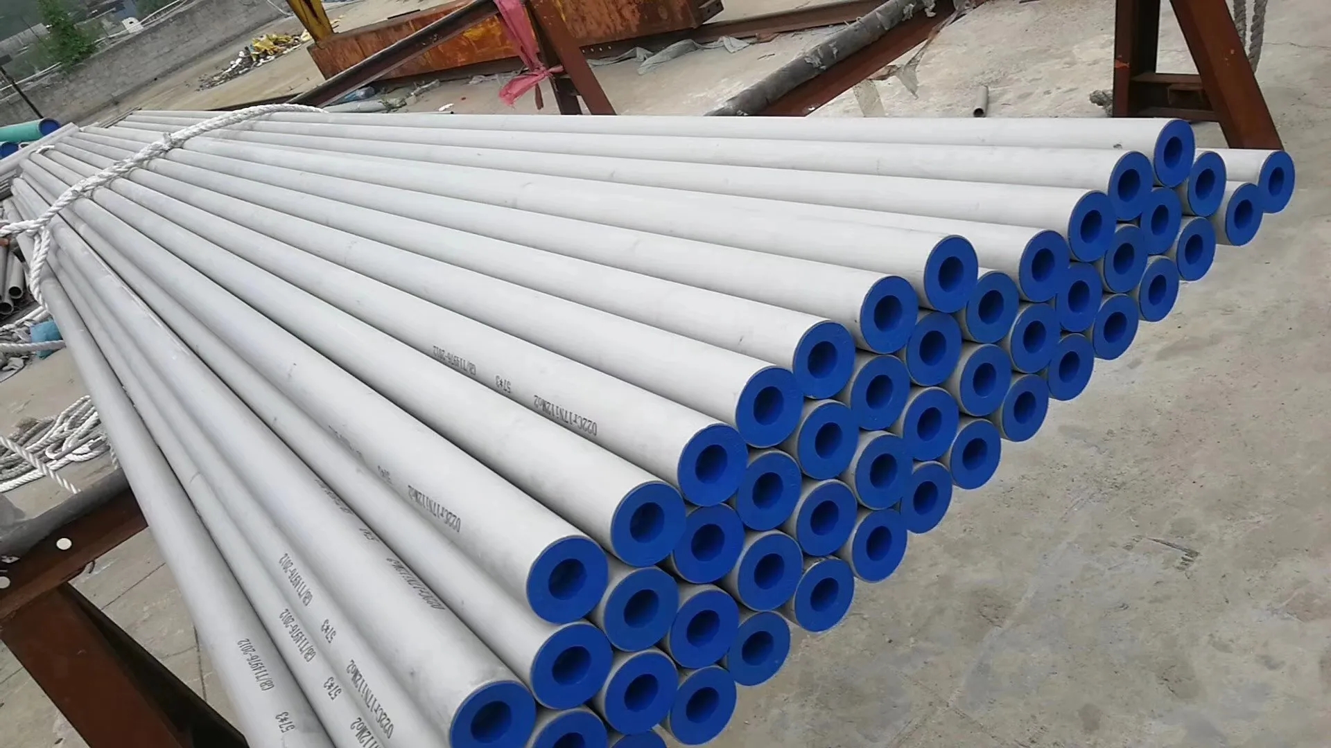 2205不銹鋼無縫管 2205不銹鋼無縫管